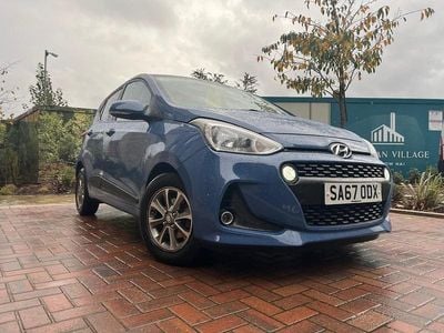 Blue Used 2017 Hyundai i10 Premium Hatchback | £4,695 (Super price)