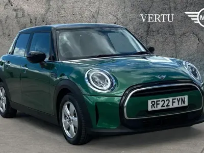 Used Mini Cooper Classic 136 HP (100 kW) 2022 Green Hatchback