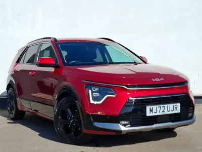 Used Kia Niro 139 HP (102 kW) 2022 Red SUV