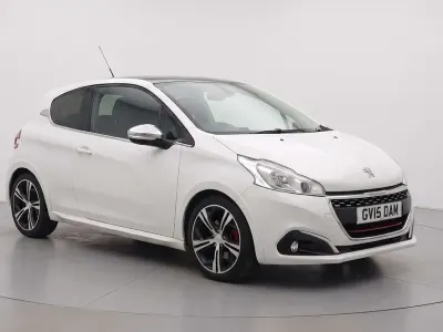 Used Peugeot 208 Prestige 2015 White Hatchback