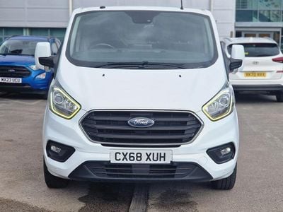 Used Ford Transit Custom Limited 130 HP (95 kW) 2018 White Van