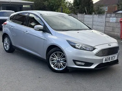 Used Ford Focus Zetec 125 HP (91 kW) 2018 Silver Hatchback