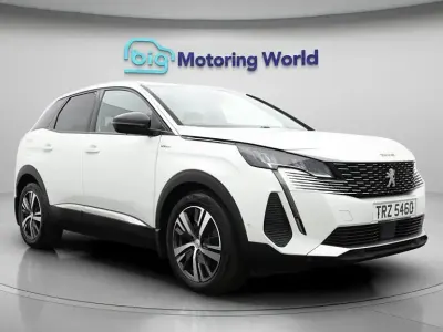 Used Peugeot 3008 Allure Premium 225 HP (165 kW) 2022 White SUV