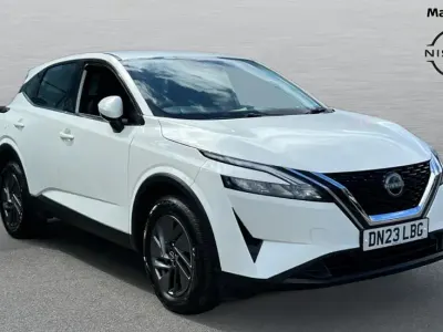 Used Nissan Qashqai Acenta Premium 140 HP (102 kW) 2023 White SUV