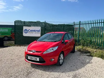 Used Ford Fiesta Zetec 2011 Red Hatchback