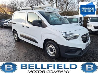 Used Vauxhall Combo Edition 100 HP (73 kW) 2019 White MPV