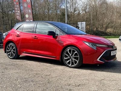 Used Toyota Corolla 122 HP (89 kW) 2020 Red/black Hatchback