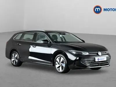 Usado VW Passat Life 204 HP (150 kW) 2025 Preto Carrinha