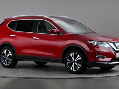 Used Nissan X-Trail N-Connecta 163 HP (119 kW) 2018 Red SUV