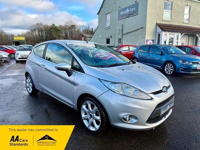 Silver Used 2009 Ford Fiesta Zetec Hatchback | £2,890 (Fair price)