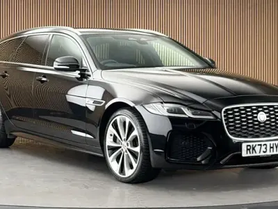 Used Jaguar XF Sportbrake R-Dynamic 204 HP (150 kW) 2022 Santorini black Estate