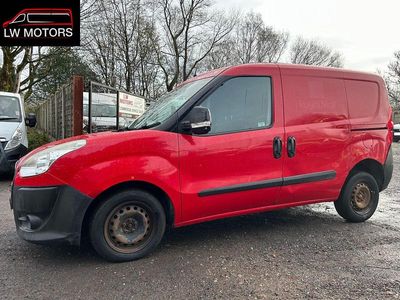 Red Used 2013 Fiat Doblò MPV | £1,999 (Super price)