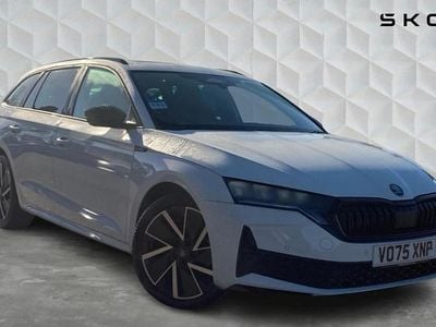 Used Skoda Octavia SportLine 150 HP (110 kW) 2025 Moon white metallic Estate