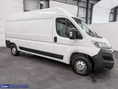 Usado Citroën Relay 140 CV (102 kW) 2023 Blanco Van