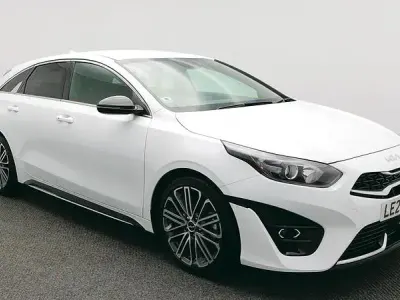 Used Kia ProCeed GT-Line 2023 White Estate