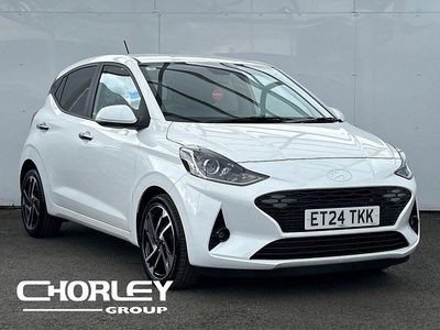 White Used 2024 Hyundai i10 Premium Hatchback | £14,191 (Fair price)