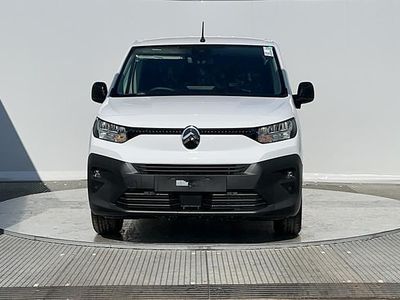 Icy white New 2025 Citroën Berlingo MPV | £19,499 (Fair price)