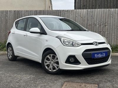 Used Hyundai i10 SE 2015 White Hatchback