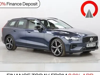 Used Volvo V60 Plus 350 HP (257 kW) 2023 Blue Estate