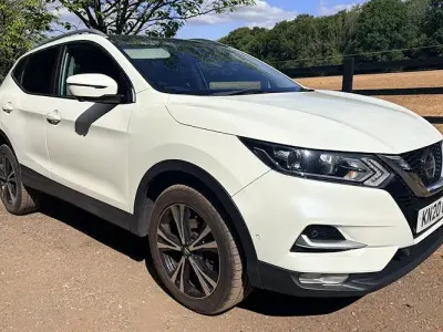 Used Nissan Qashqai N-Connecta 116 HP (85 kW) 2020 White SUV