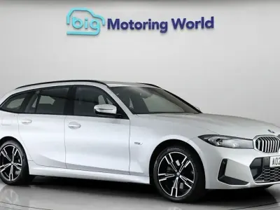 Used BMW 330e M Sport 292 HP (214 kW) 2023 White Estate