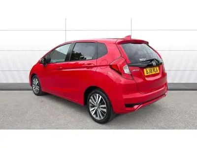 Begagnad Honda Jazz EX 102 HK (75 kW) 2018 Röd Halvkombi