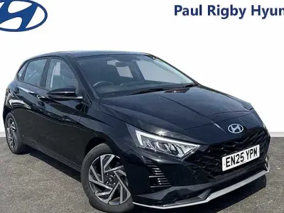 Used Hyundai i20 Advanced 101 HP (74 kW) 2025 Black Hatchback