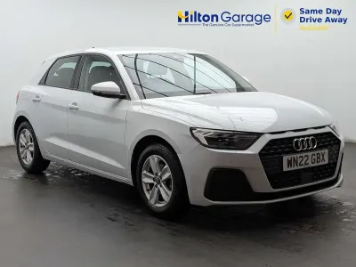 Used Audi A1 Sportback Design 95 HP (69 kW) 2022 White Hatchback