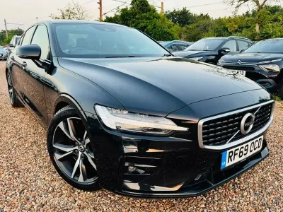 Used Volvo S60 R-Design 250 HP (183 kW) 2020 Black Sedan