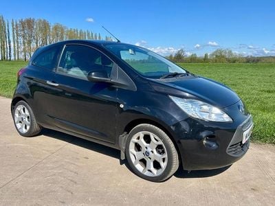 Używany Ford Ka Titanium 69 KM (50 kW) 2013 Czarny Hatchback