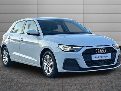 Used Audi A1 Design 95 HP (69 kW) 2021 Glacier white SUV