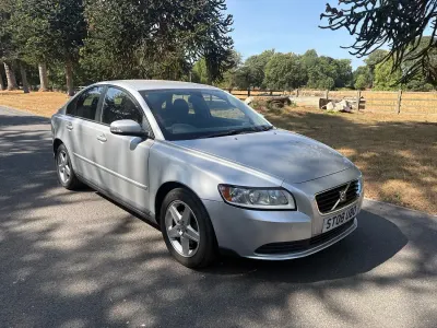Used Volvo S40 98 HP (72 kW) 2008 Silver Sedan