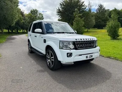 Used Land Rover Discovery 4 SE 2015 White SUV