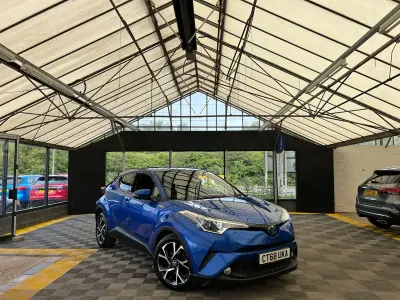 Used Toyota C-HR Design 122 HP (89 kW) 2019 Blue SUV