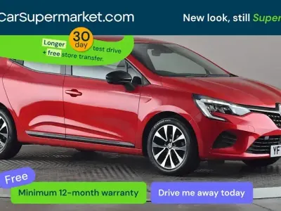 Używany Renault Clio V Evolution 90 KM (66 kW) 2022 Czerwony Hatchback