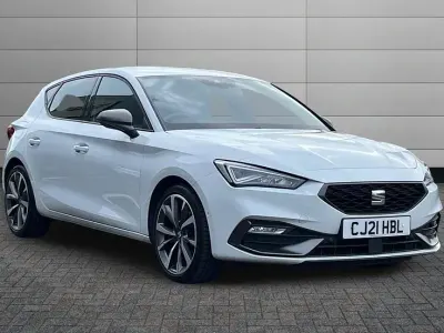 Used Seat Leon FR Sport 130 HP (95 kW) 2021 White Hatchback