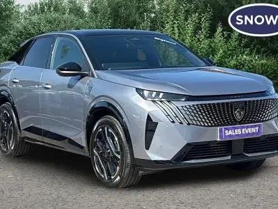 Used Peugeot e-3008 GT 156 kW (213 HP) 2025 Cumulus grey SUV