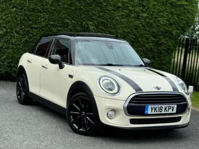 Used Mini Cooper Hatch 136 HP (100 kW) 2018 White Hatchback