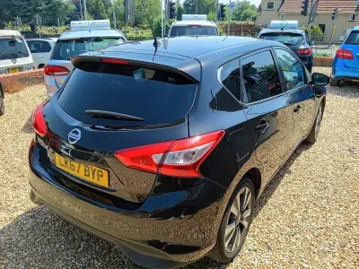 Used Nissan Pulsar N-Connecta 110 HP (80 kW) 2017 Black Hatchback