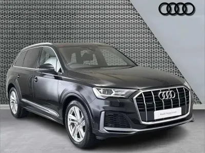 Used Audi Q7 S-Line 334 HP (245 kW) 2022 Black SUV