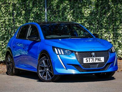 Second-hand Peugeot 208 Premium 100 CP (73 kW) 2022 Albastru Hatchback