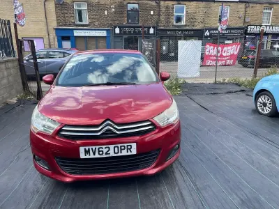 Used Citroën C4 VTR Sport 118 HP (86 kW) 2012 Red Hatchback