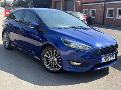 Used Ford Focus ST-Line 140 HP (102 kW) 2018 Blue Hatchback