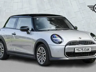 Used Mini Cooper Classic 114 kW (156 HP) 2025 Silver Hatchback