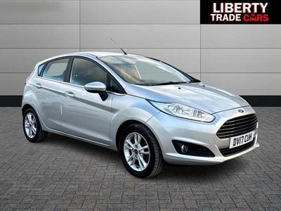 Silver Used 2017 Ford Fiesta Zetec Hatchback | £8,295 (Super price)