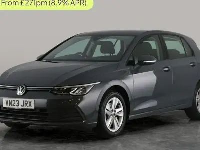 Używany VW Golf VIII Life 150 KM (110 kW) 2023 Szary Hatchback