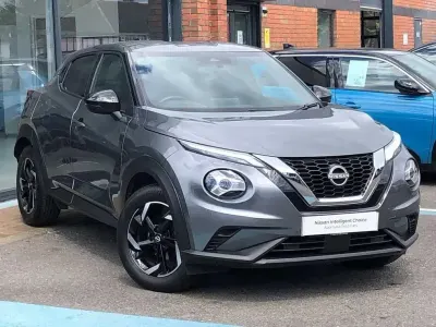 Gebraucht Nissan Juke N-Connecta 112 PS (82 kW) 2023 Grau SUV