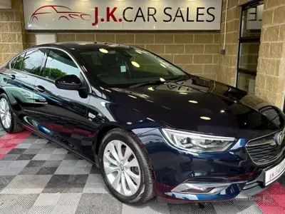 Used Vauxhall Insignia Elite 170 HP (125 kW) 2017
