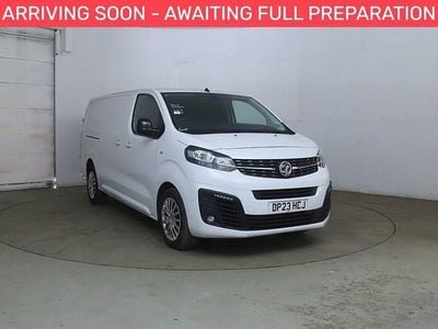 Used Vauxhall Vivaro 100 HP (73 kW) 2023 White MPV