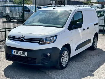 Used Citroën Berlingo 75 HP (55 kW) 2019 White MPV